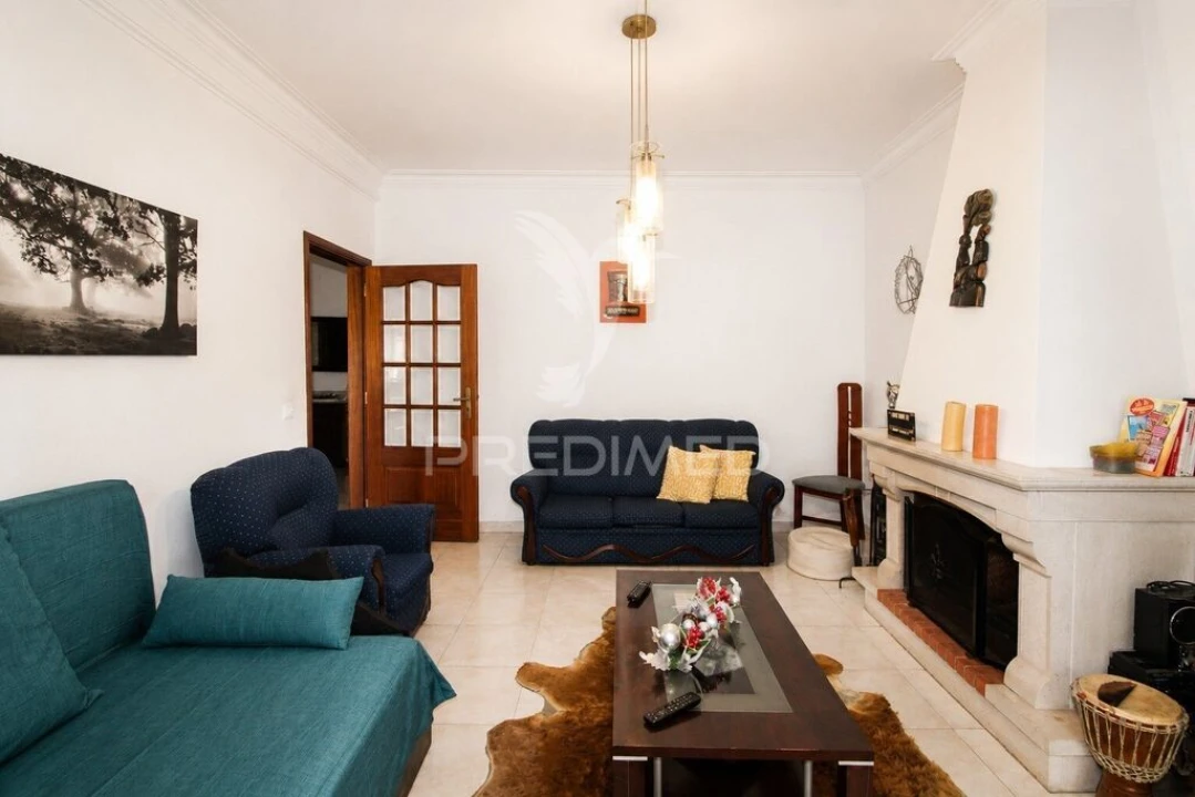 Apartamento T2 para Venda em Sarilhos Grandes Foto 7