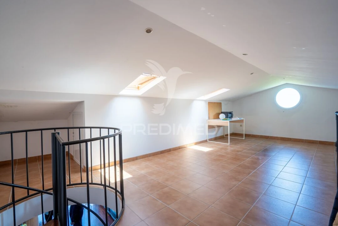 Apartamento T2 para Venda em Caniço Foto 13