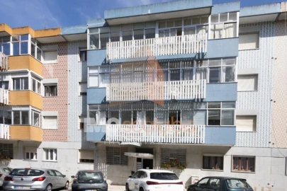Apartamento T3 para Venda em Romeira e Várzea