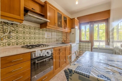Apartamento T3 para Venda em Romeira e Várzea