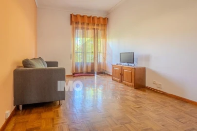 Apartamento T3 para Venda em Romeira e Várzea