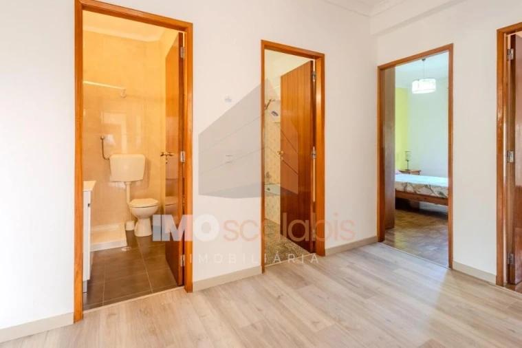 Apartamento T3 para Venda em Romeira e Várzea Foto 3