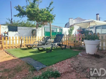 Moradia T3 para Venda em Lamas e Cercal