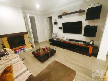 Moradia T3 para Venda em Lamas e Cercal