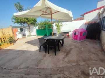 Moradia T3 para Venda em Lamas e Cercal