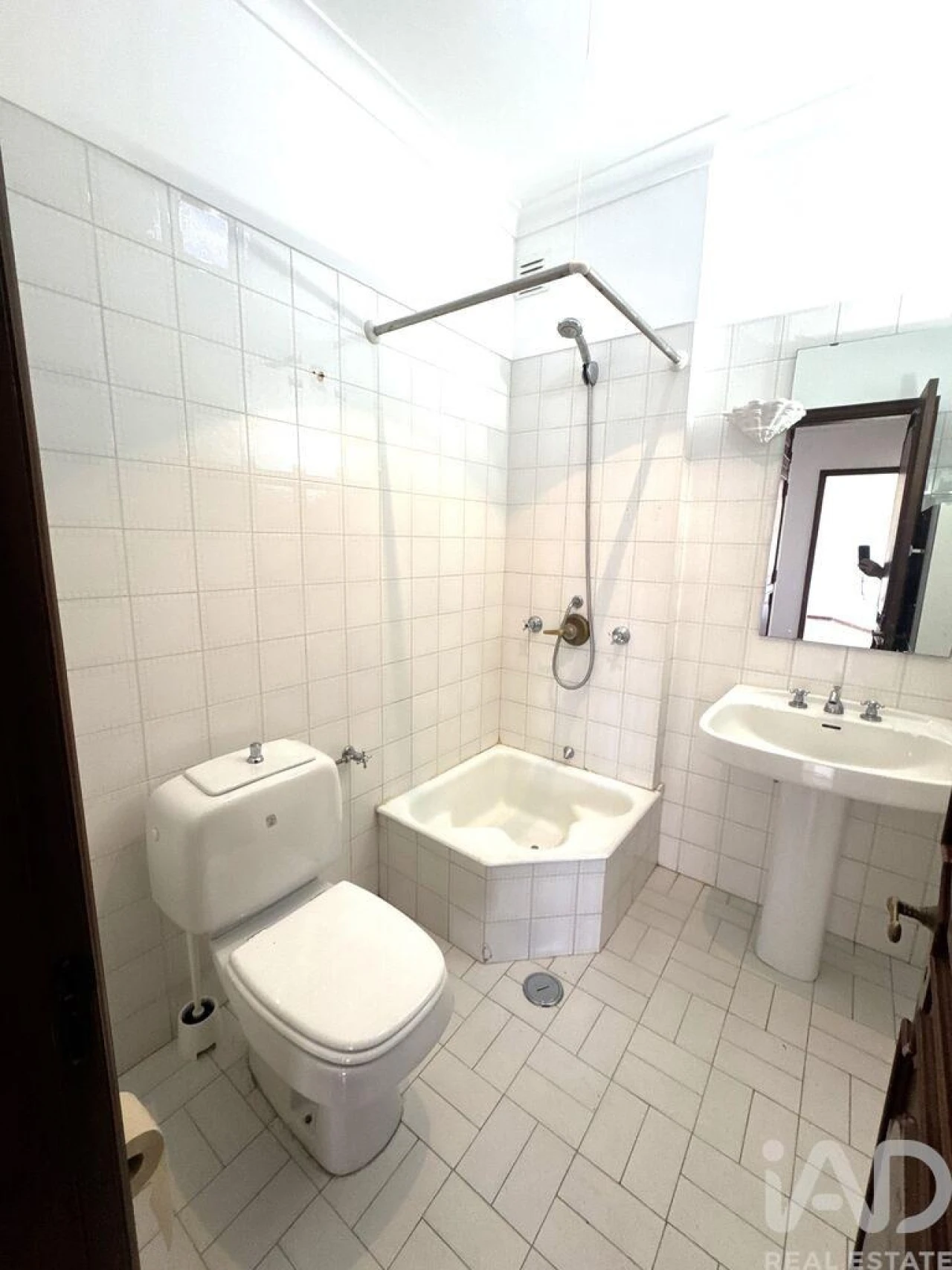 Apartamento T3 para Arrendamento em Penha de França Foto 25