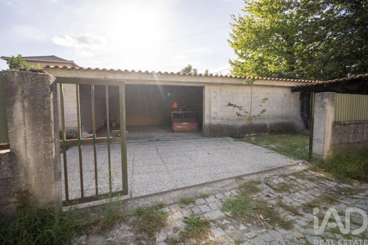 Moradia para Venda em Oliveira do Conde Foto 28