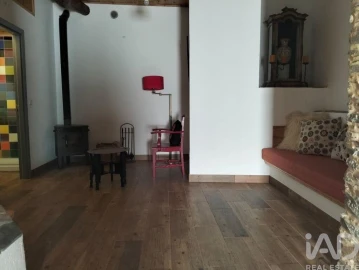 Moradia T2 para Venda em Castanheira de Pêra e Coentral
