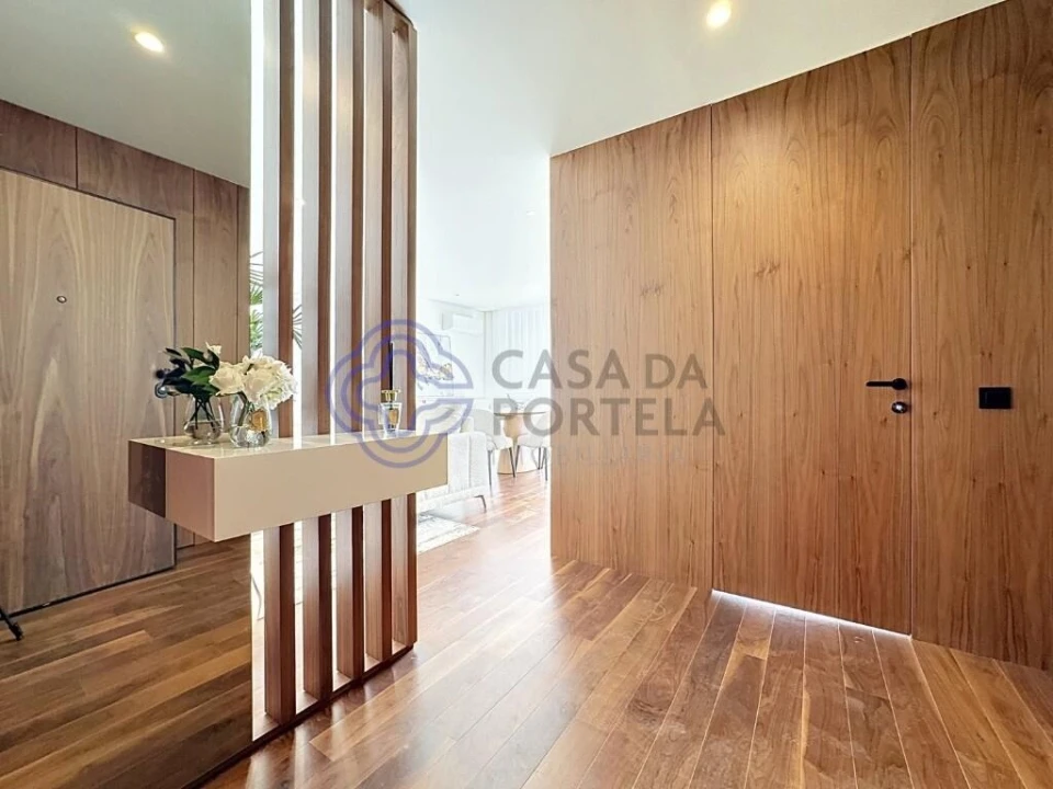 Apartamento T2 para Venda em Cidade da Maia Foto 2