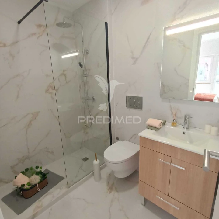 Apartamento T3 para Venda em Benfica Foto 9