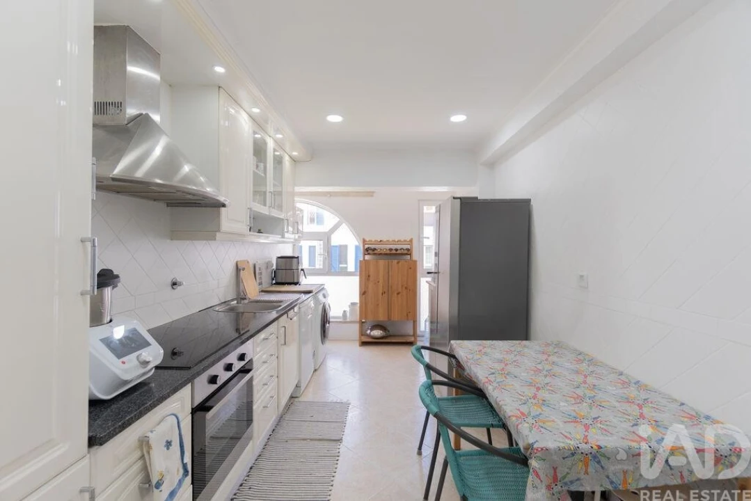 Apartamento T4 para Venda em Quinta do Anjo Foto 9