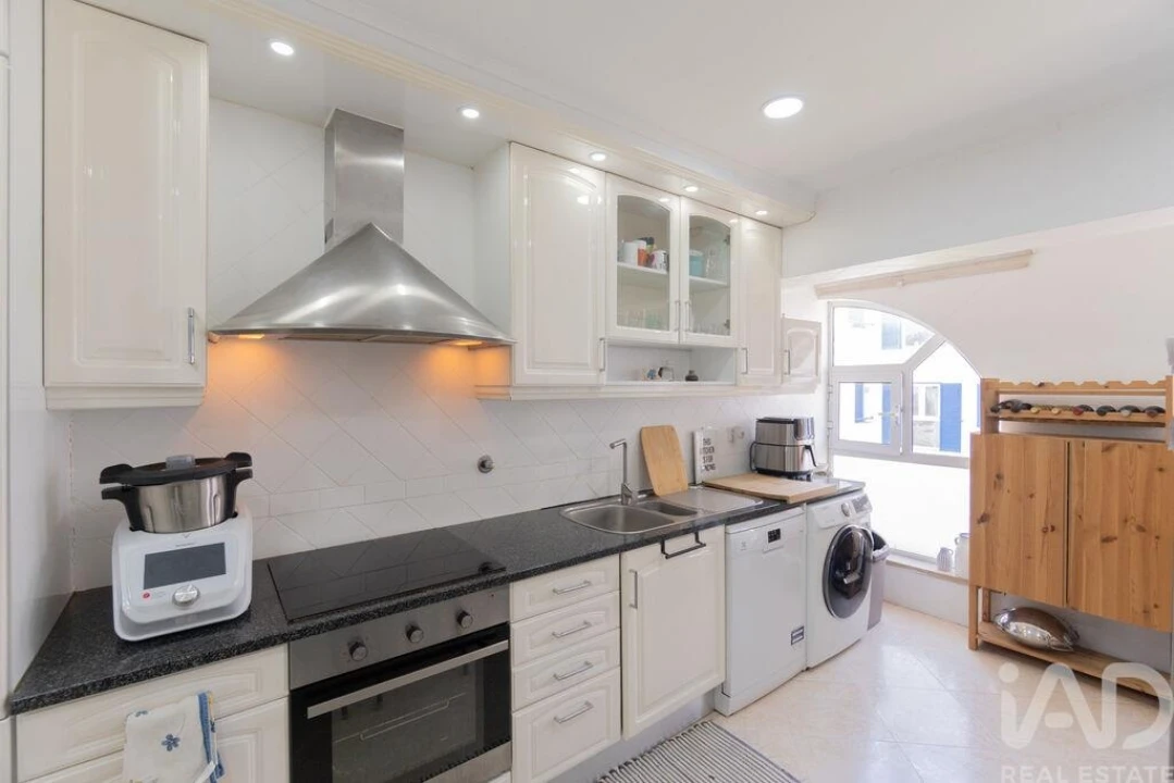 Apartamento T4 para Venda em Quinta do Anjo Foto 8