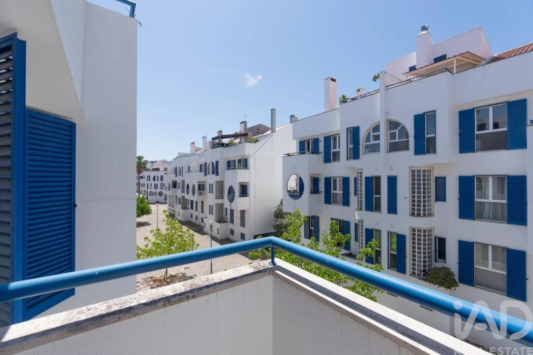 Apartamento T4 para Venda em Quinta do Anjo Foto 28