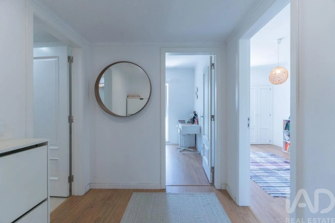 Apartamento T4 para Venda em Quinta do Anjo Foto 12