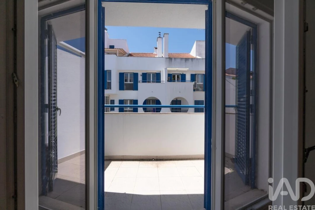 Apartamento T4 para Venda em Quinta do Anjo Foto 5