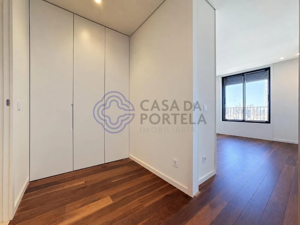 Apartamento T1 para Venda em Cidade da Maia Foto 8