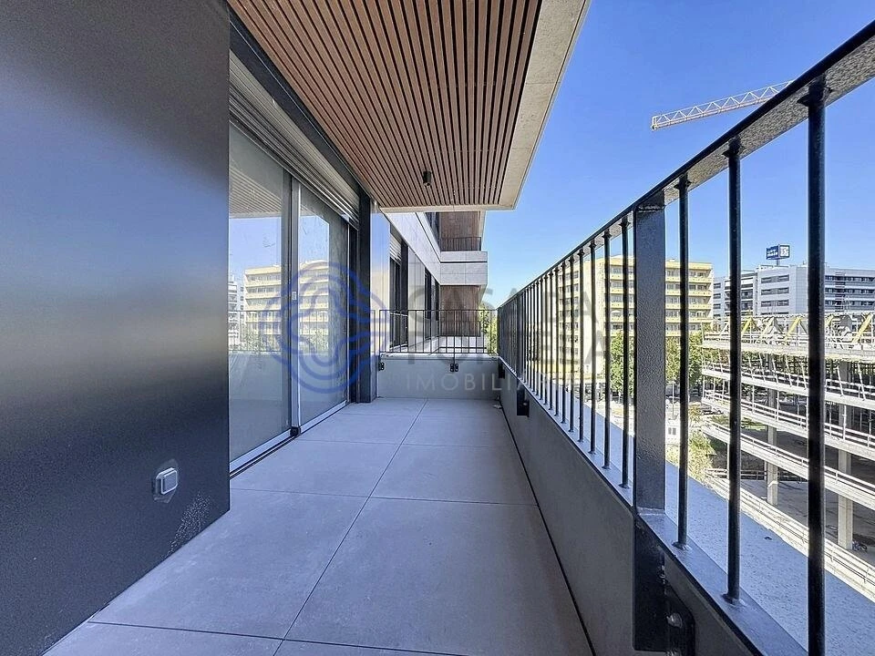 Apartamento T1 para Venda em Cidade da Maia Foto 14