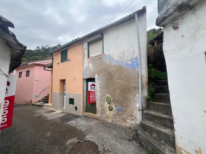 Moradia T3 para Venda em Ceira Foto 10