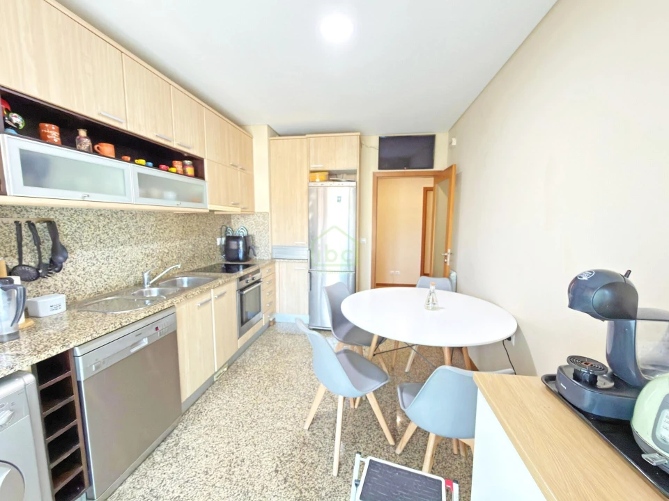 Apartamento T3 para Venda em Póvoa de Varzim, Beiriz e Argivai Foto 5