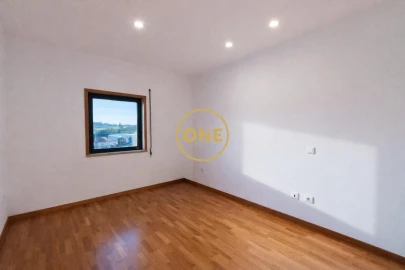 Apartamento T3 para Venda em Vila Nova de Famalicão e Calendário