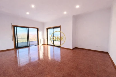 Apartamento T3 para Venda em Vila Nova de Famalicão e Calendário