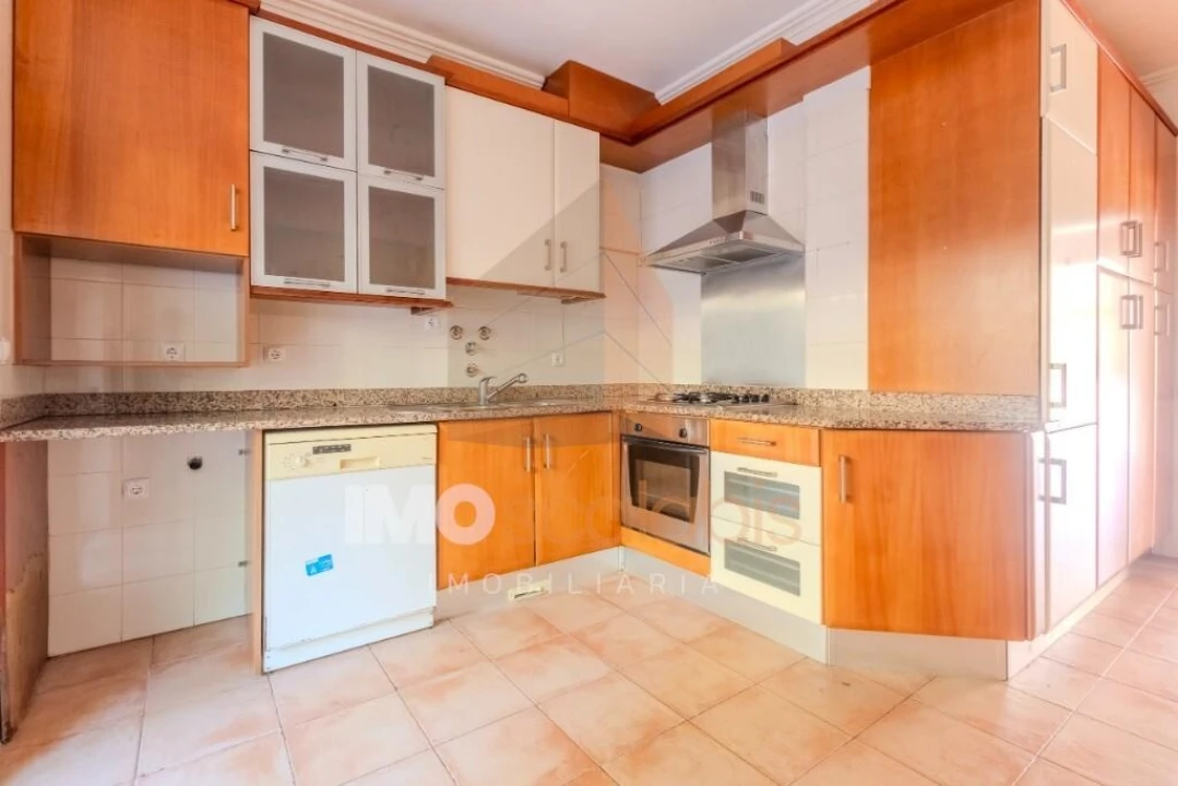 Apartamento T3 para Venda em Romeira e Várzea Foto 10