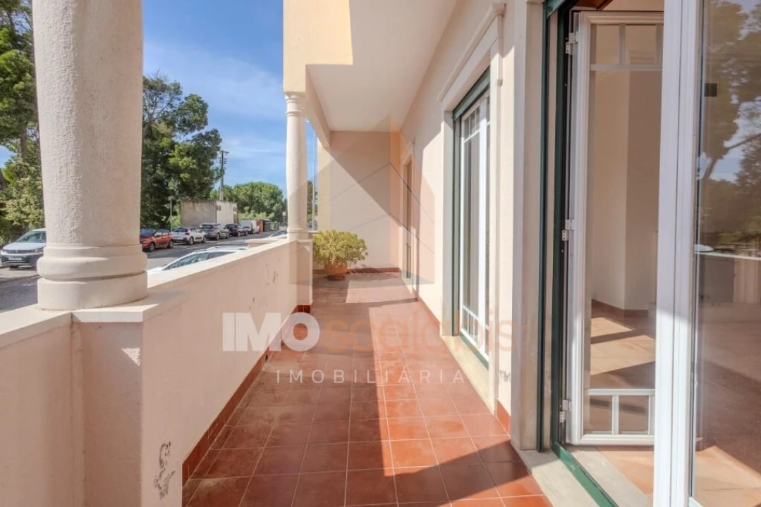 Apartamento T3 para Venda em Romeira e Várzea Foto 7