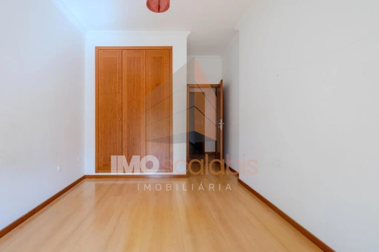 Apartamento T3 para Venda em Romeira e Várzea Foto 19