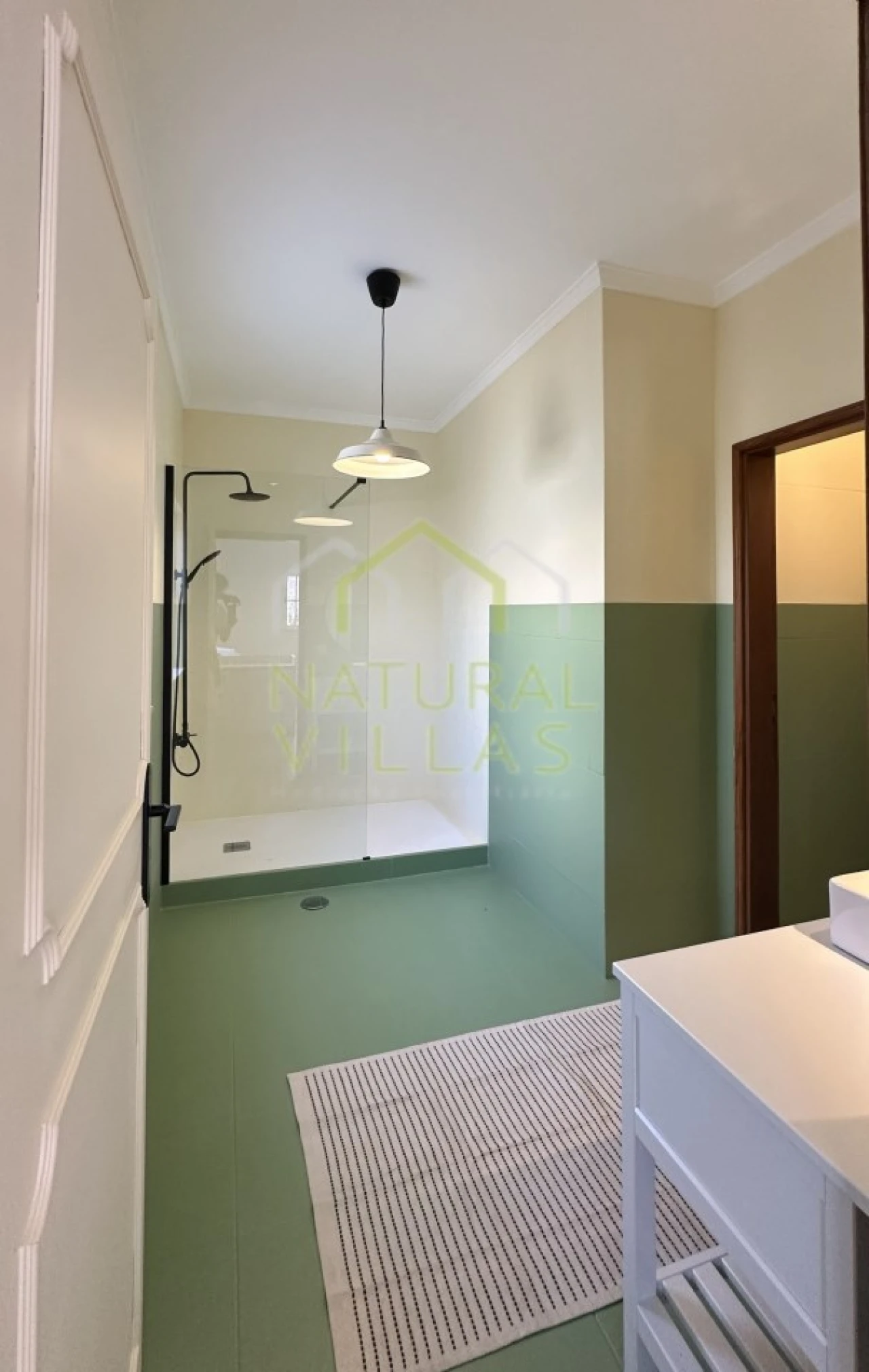 Moradia T5 para Venda em Almancil Foto 19
