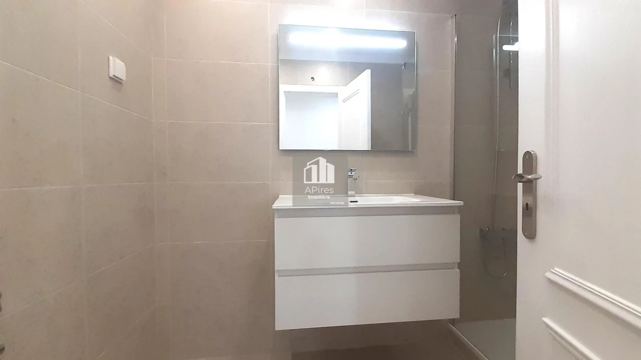 Apartamento T3 para Venda em Laranjeiro e Feijó Foto 29