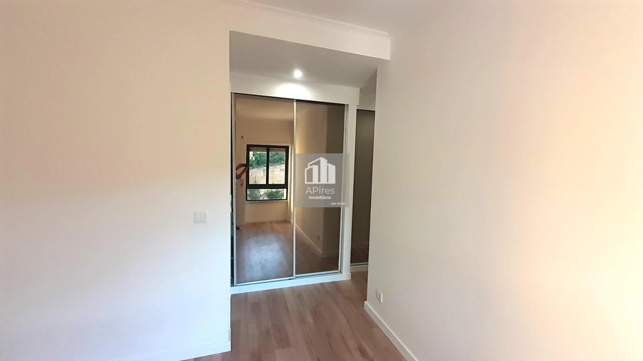 Apartamento T3 para Venda em Laranjeiro e Feijó Foto 15