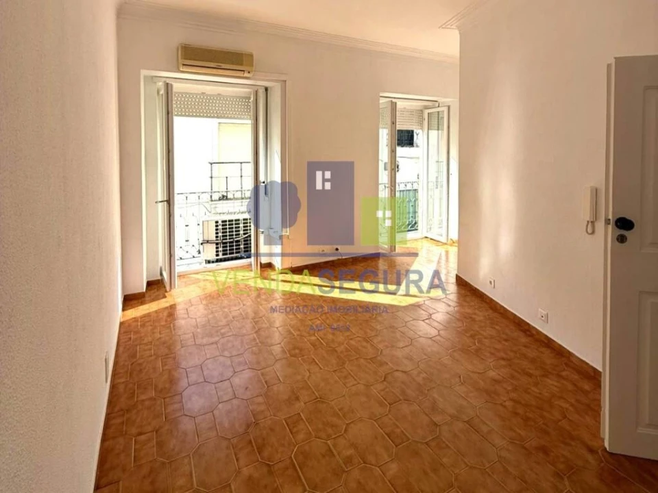 Apartamento T2 para Venda em Beja (Santiago Maior e São João Baptista) Foto 4