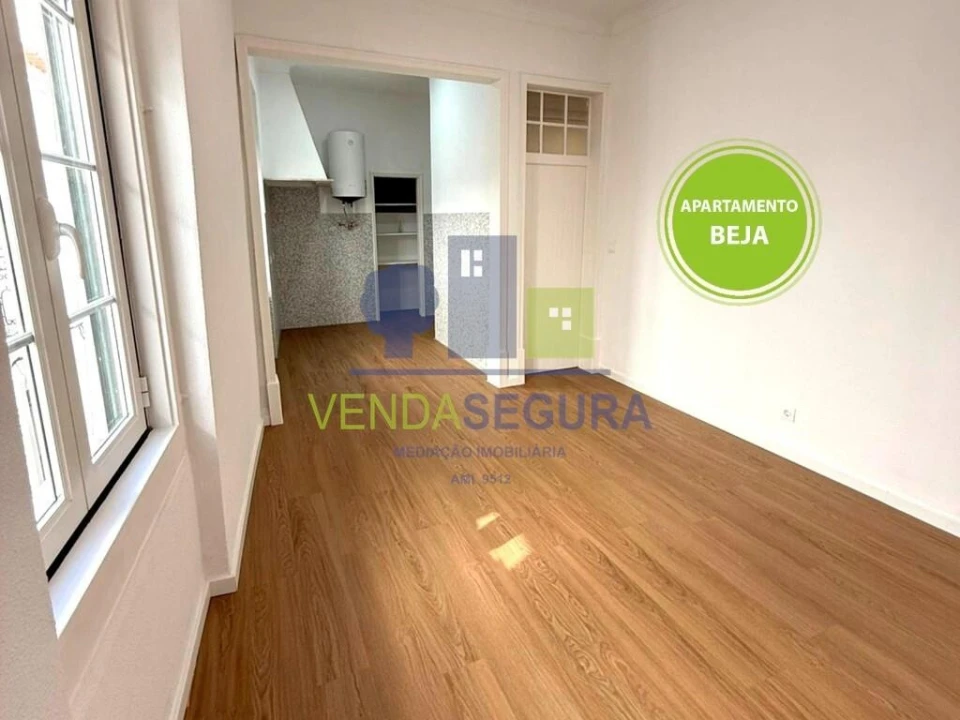 Apartamento T2 para Venda em Beja (Santiago Maior e São João Baptista) Foto 1