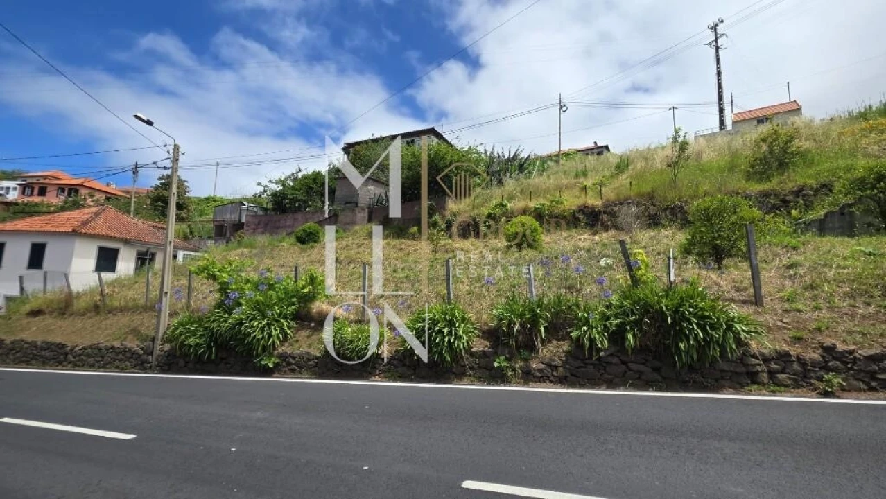 Terreno para Venda em Porto da Cruz Foto 4