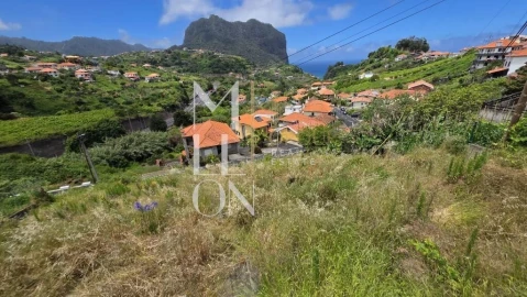 Terreno para Venda em Porto da Cruz