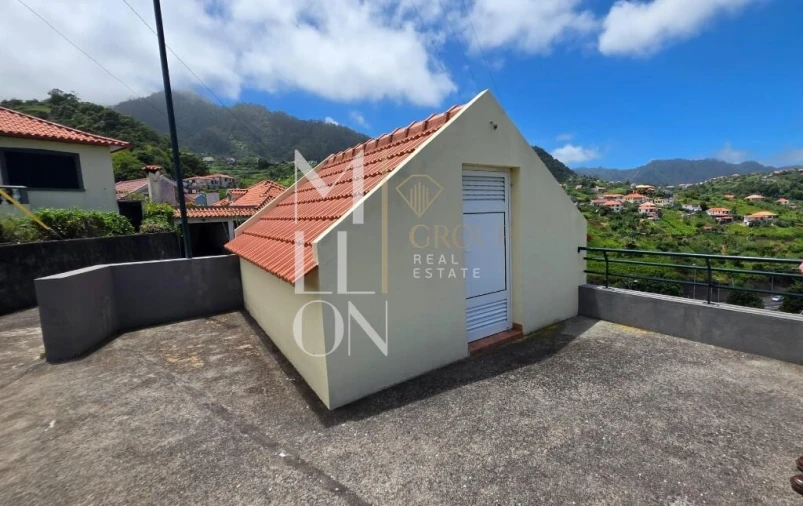 Terreno para Venda em Porto da Cruz Foto 9