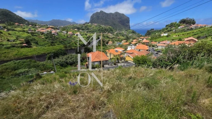 Terreno para Venda em Porto da Cruz Foto 3