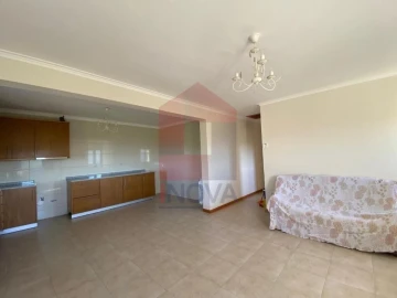 Moradia T4 para Venda em Azias