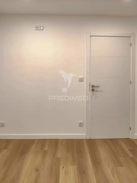 Apartamento T3 para Venda em Delães