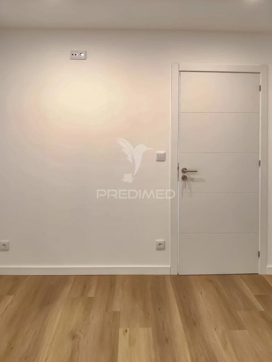 Apartamento T3 para Venda em Delães