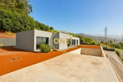 Moradia T3 para Venda em Camara de Lobos