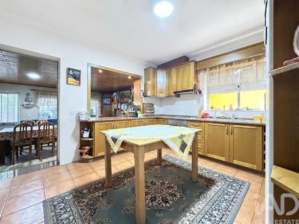 Moradia T3 para Venda em Oiã Foto 6
