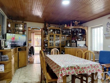 Moradia T3 para Venda em Oiã
