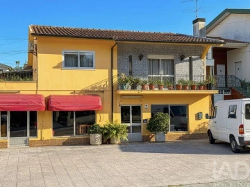 Moradia T3 para Venda em Oiã