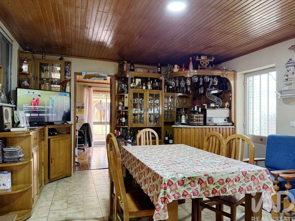 Moradia T3 para Venda em Oiã Foto 22