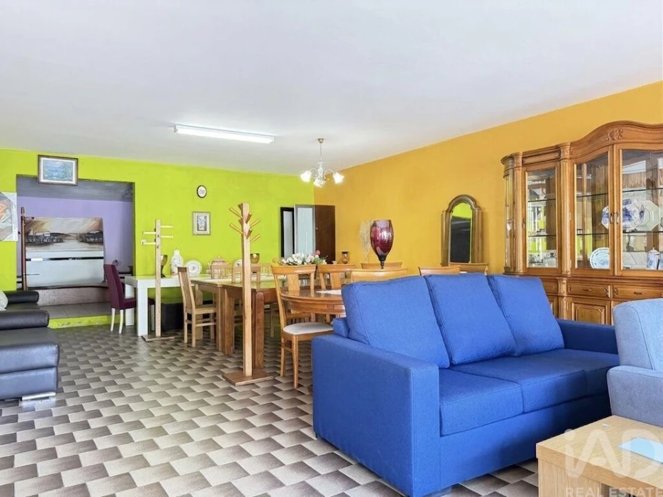 Moradia T3 para Venda em Oiã Foto 3
