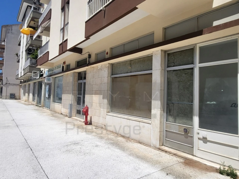 Loja para Arrendamento em São João Baptista e Santa Maria dos Olivais Foto 12