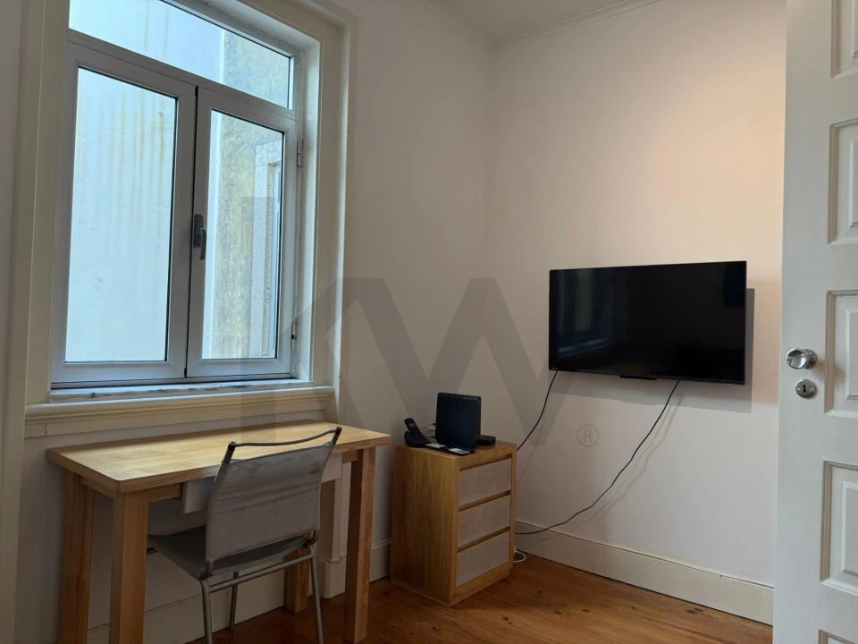 Apartamento T5 para Arrendamento em Campo de Ourique Foto 12