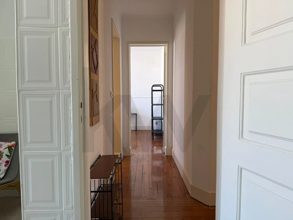 Apartamento T5 para Arrendamento em Campo de Ourique Foto 11