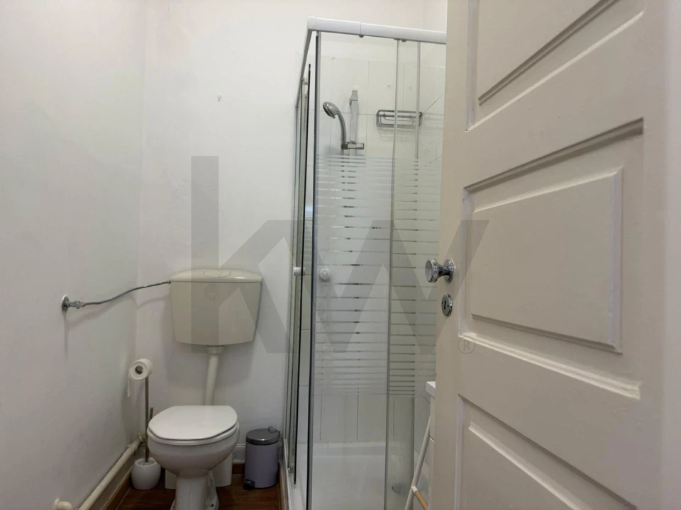 Apartamento T5 para Arrendamento em Campo de Ourique Foto 15
